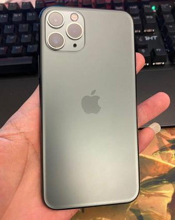 长城区苹果维修点分享iPhone 11 Pro黑屏小众故障解析 